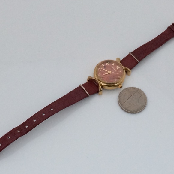 Rare Fossil Ladies Watch Gold Tone Brown Leather - Picture 2 of 8